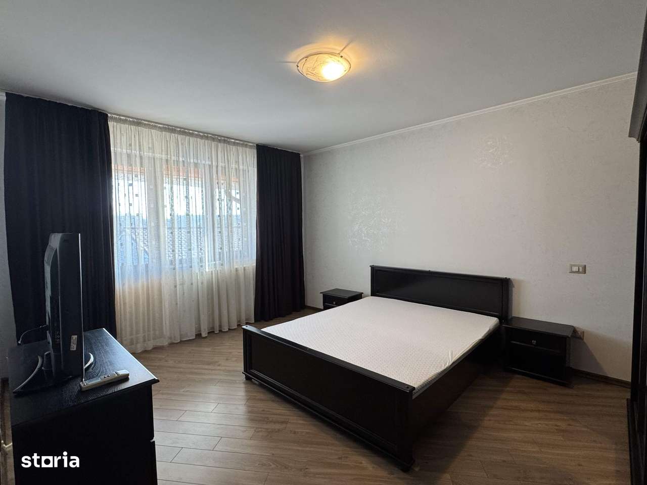 Vila D+P+E cu GARAJ + ANEXA, T=500mp, D=13m, zona Steaua-4