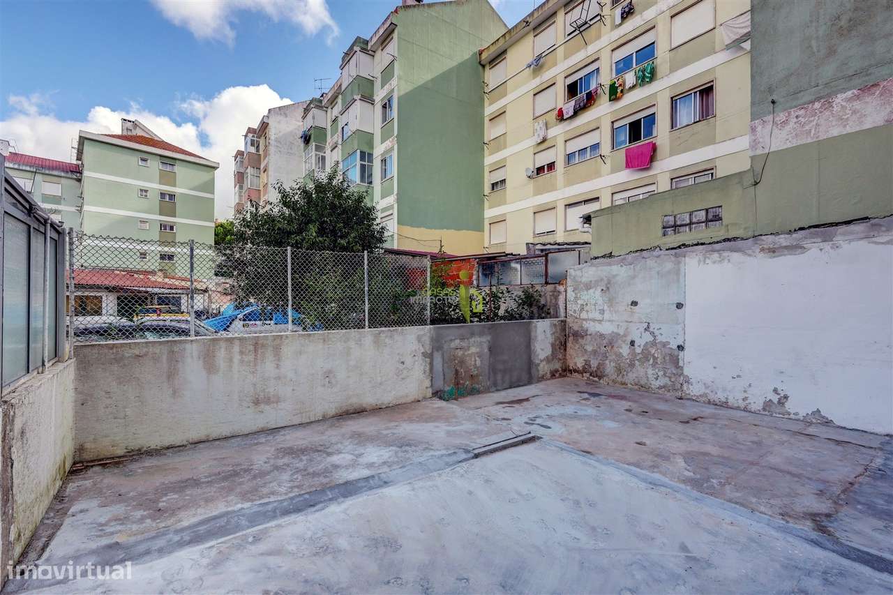 Apartamento T3 com terraço em Agualva-Cacém-33