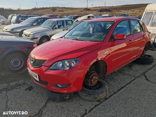 Dezmembrez Mazda 3 motor 1.6 benzina - 3