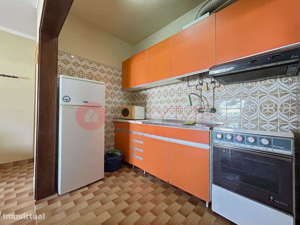 Apartamento T1 com Vista Panorâmica no Centro de Quarteira - Grande imagem: 4/12