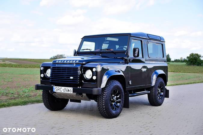 Land Rover Defender - 9