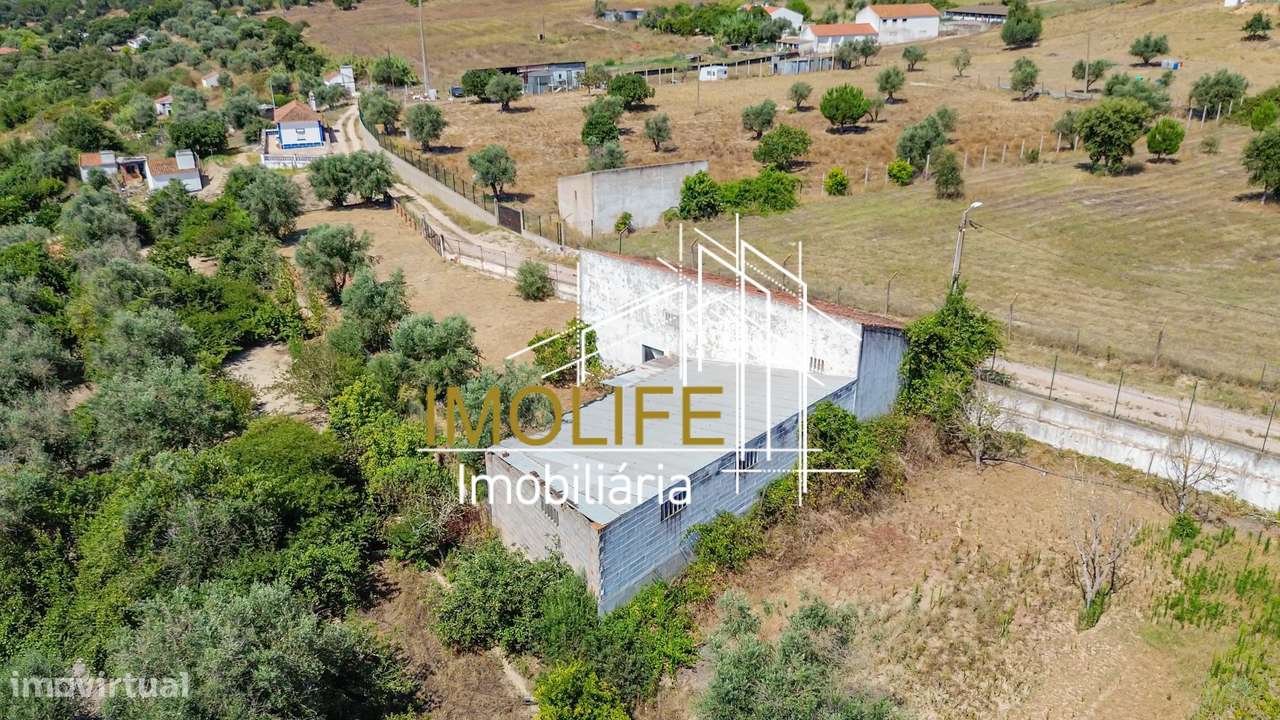 Armazém para venda em Cabeção-9