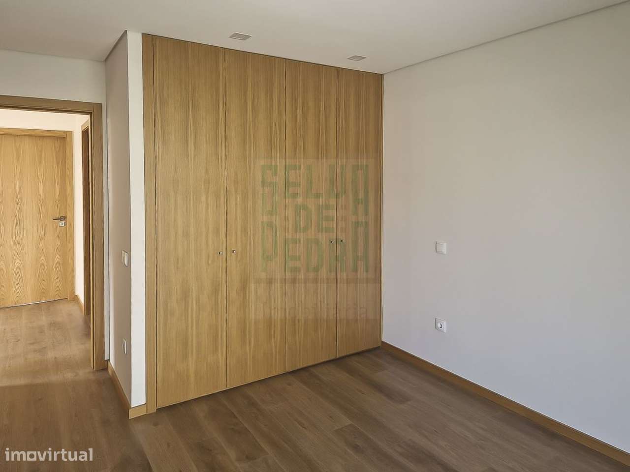 Moradia de 3 frentes V4 Famalicão-33