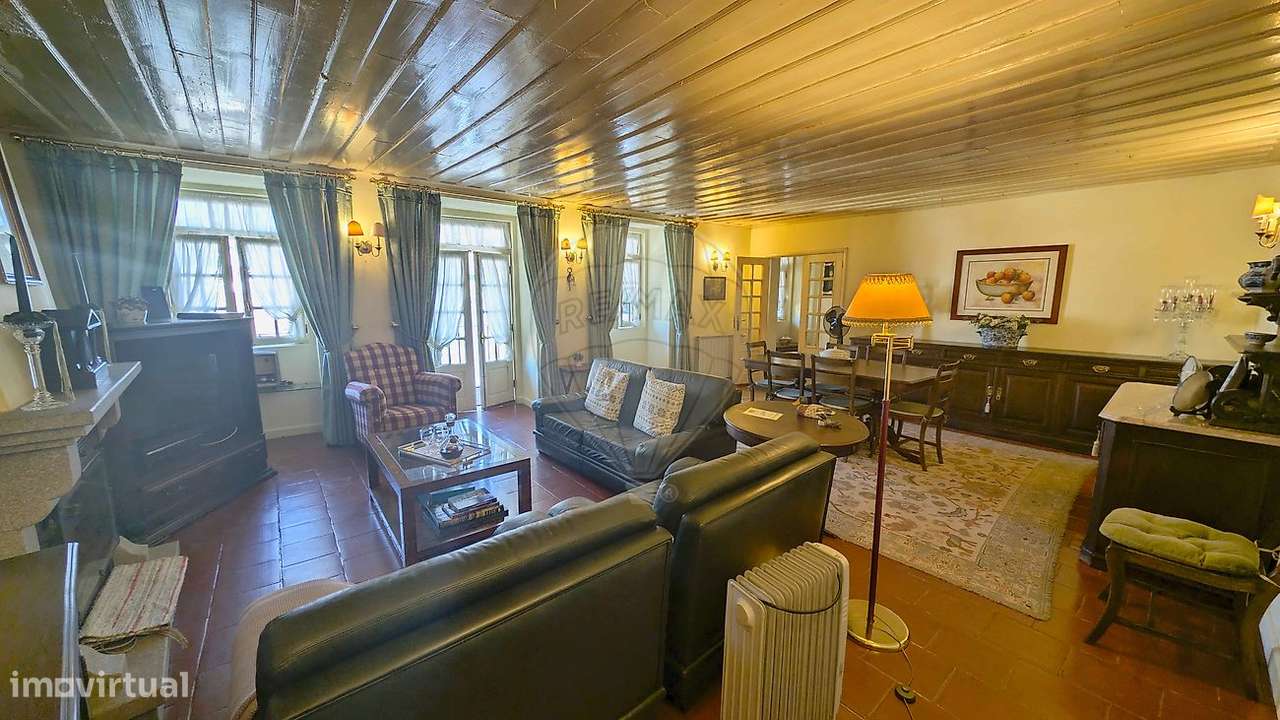 Moradia T4 para venda-24