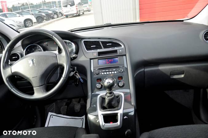 Peugeot 5008 1.6 HDi Active - 32