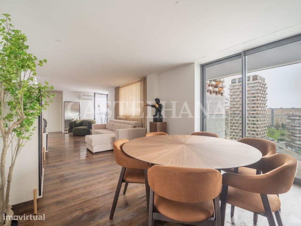 Penthouse T4 novo, com área exterior, em Leça da Palmeira - Grande imagem: 1/41