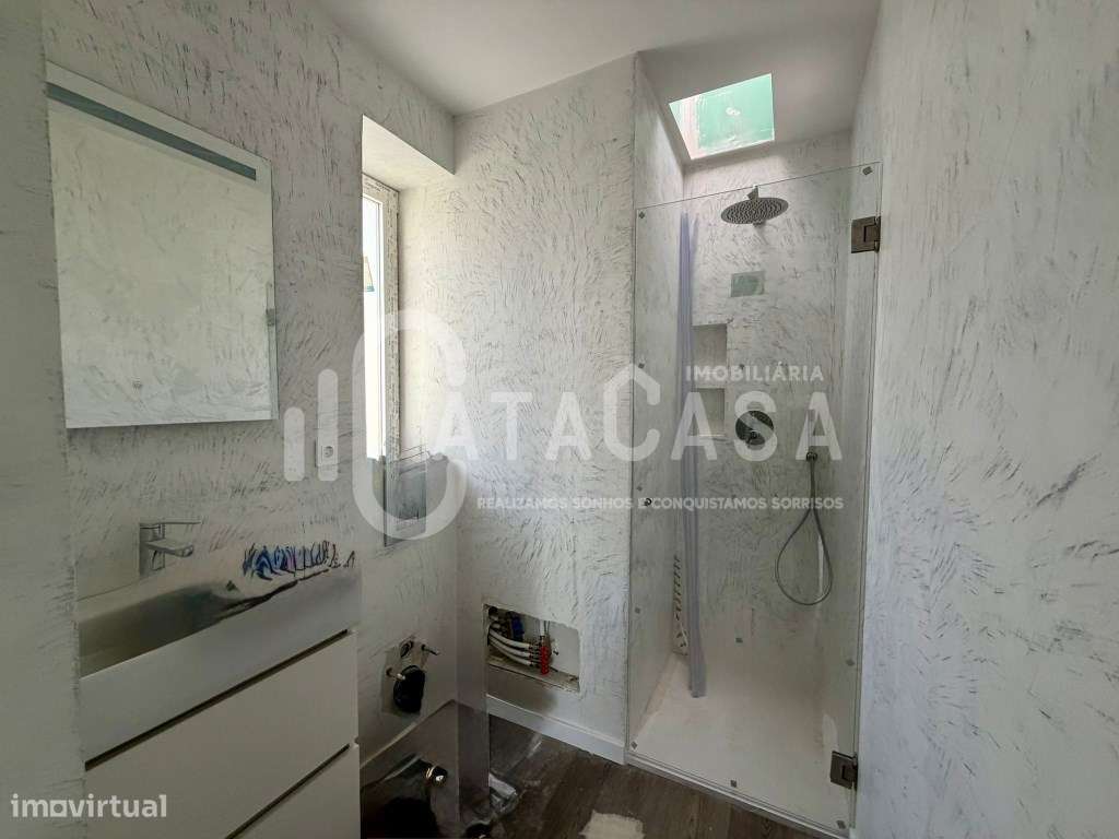 Moradia T3+1 Isolada NOVA no centro de Aguada de Cima-22