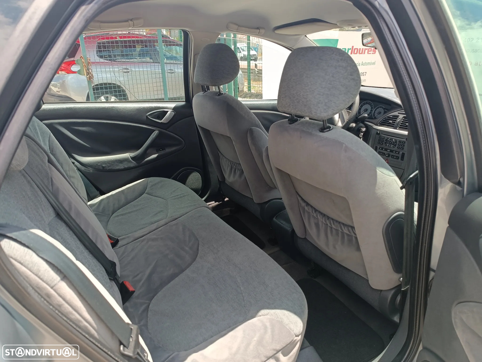 Citroën C5 2.0 HDi Exclusive - 18