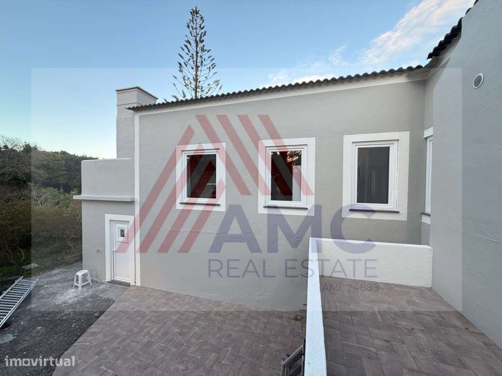 MORADIA T6 NO CENTRO DA VILA DA MADALENA-10