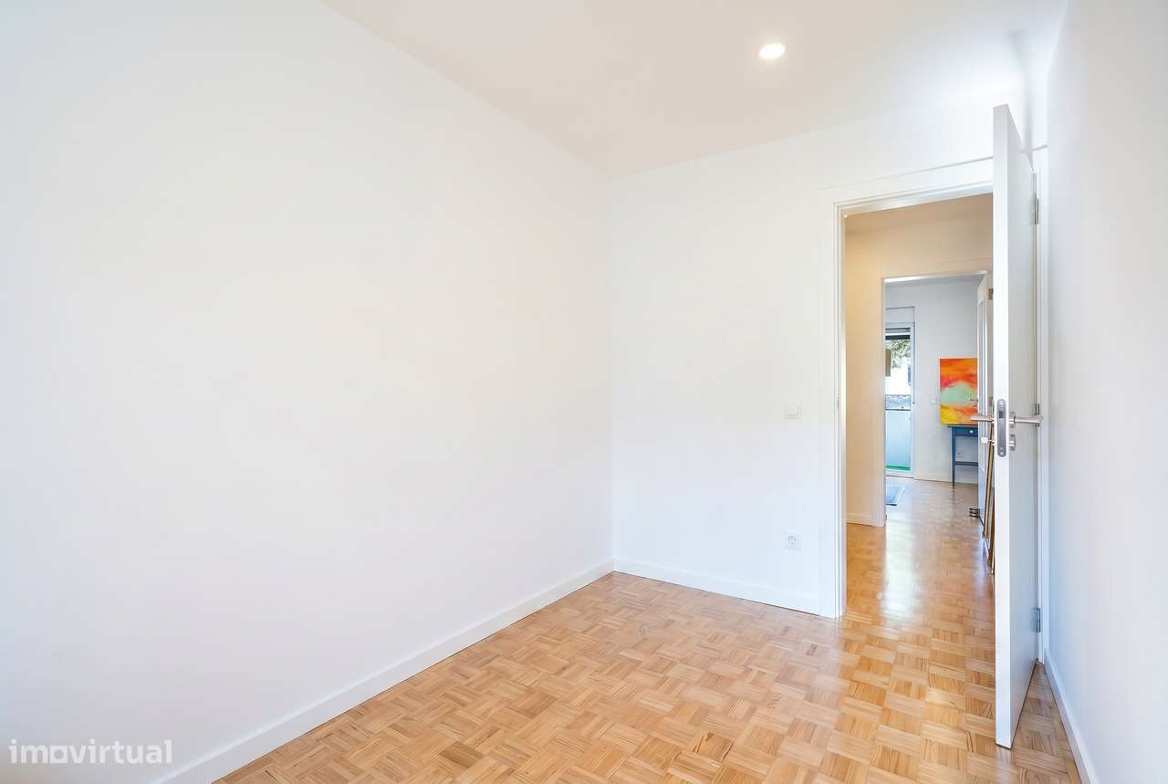 T3 luminoso e moderno em zona residencial tranquila da Figueira da Foz-14