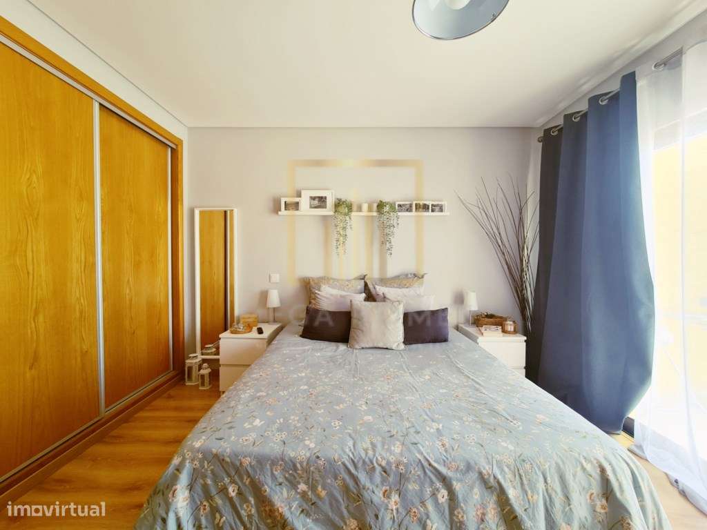 Apartamento T3 com Terraço e 3 WC, em Lagoa.-40