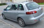 Fiat Croma 1.9 JTD Emotion - 1