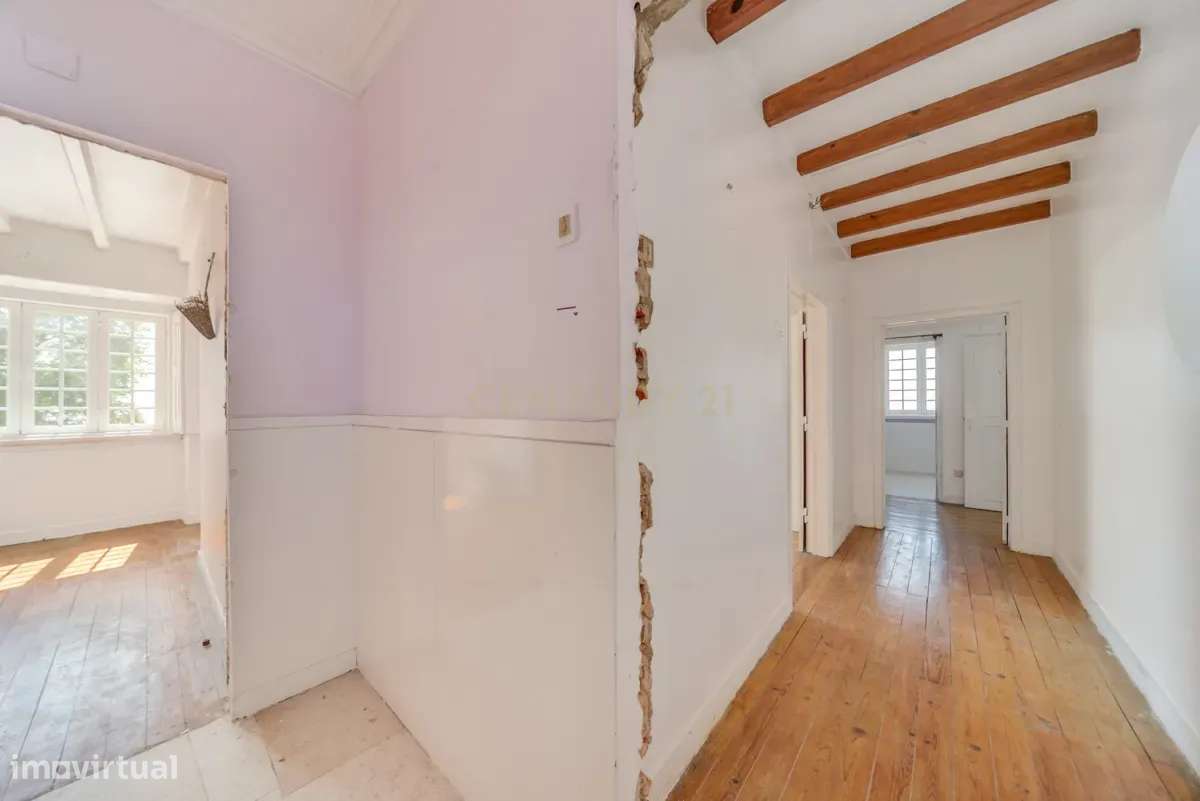 Quinta/Moradia na Póvoa de Santa Iria em Lote 2300m2-35