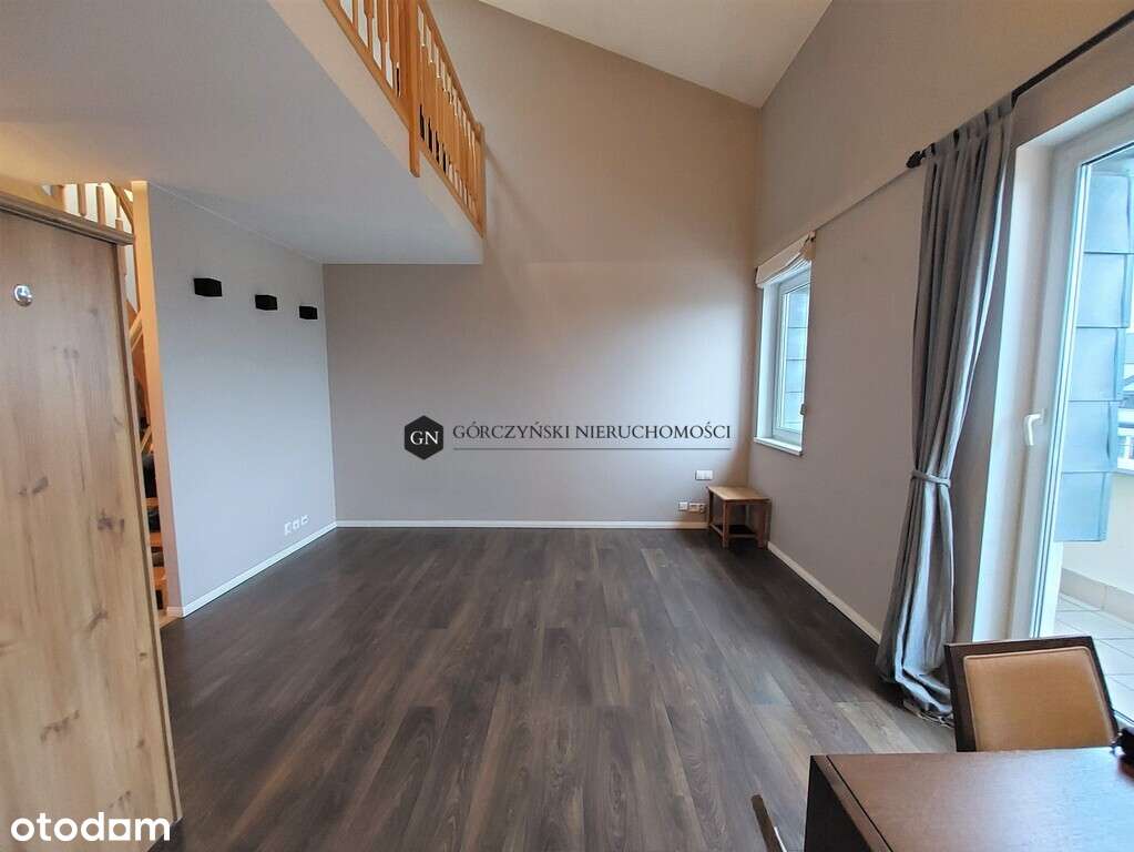 Krzyki, Partynicka/Duże dwupoziomowe z antresolą-5