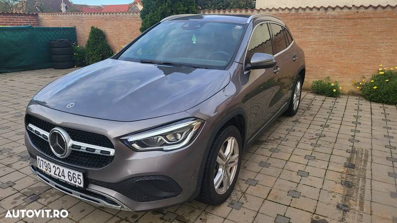 Mercedes-Benz GLA - 10