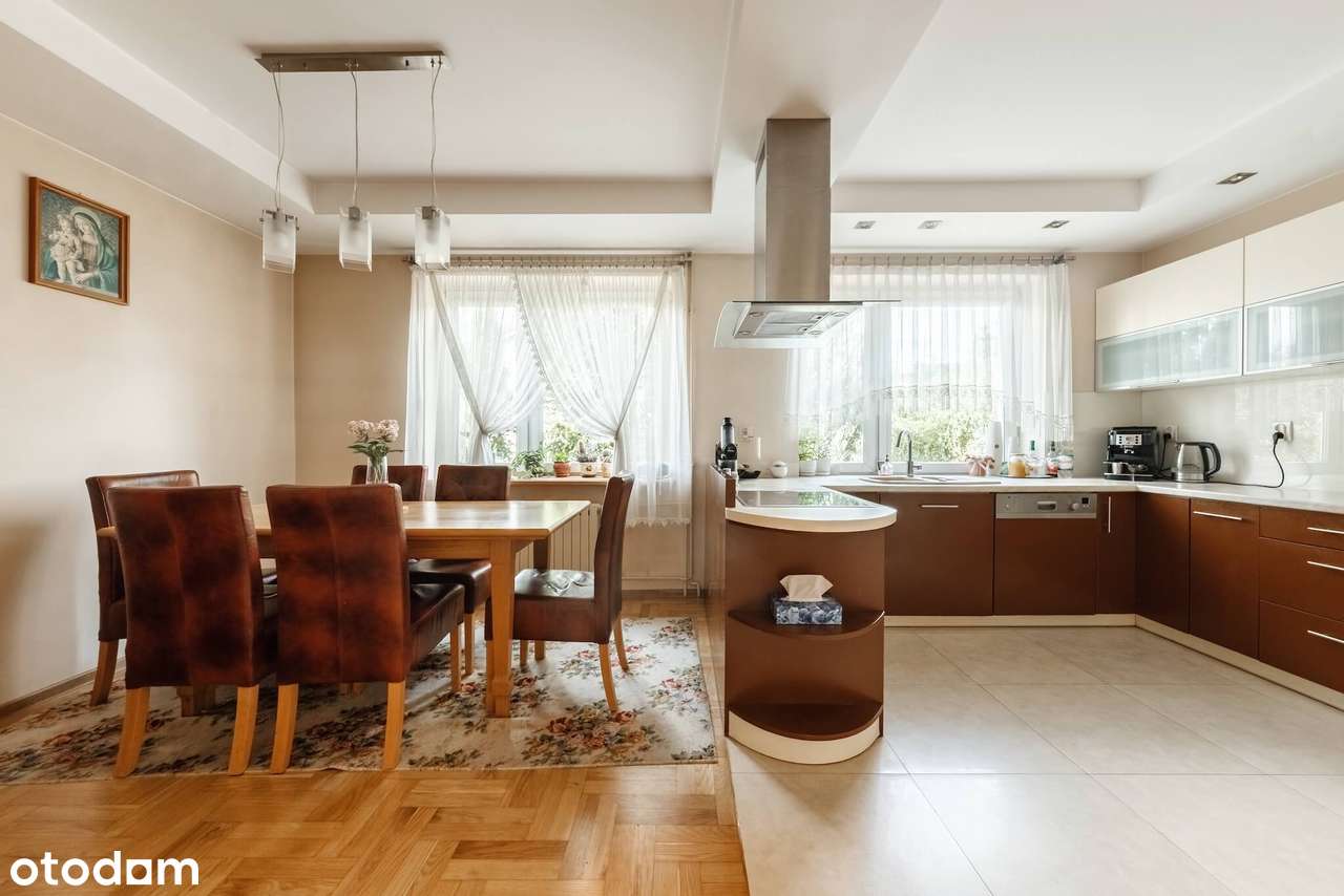 Przestronny dom z ogrodem w Garwolinie | Spokój w środku miasta - Pełny obrazek: 4/19