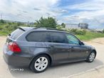 BMW Seria 3 318d Touring - 11