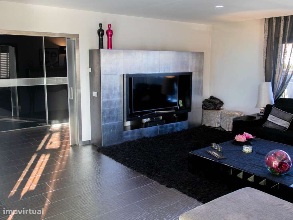 Moradia térrea, individual T3 com piscina em Monte Redondo-6