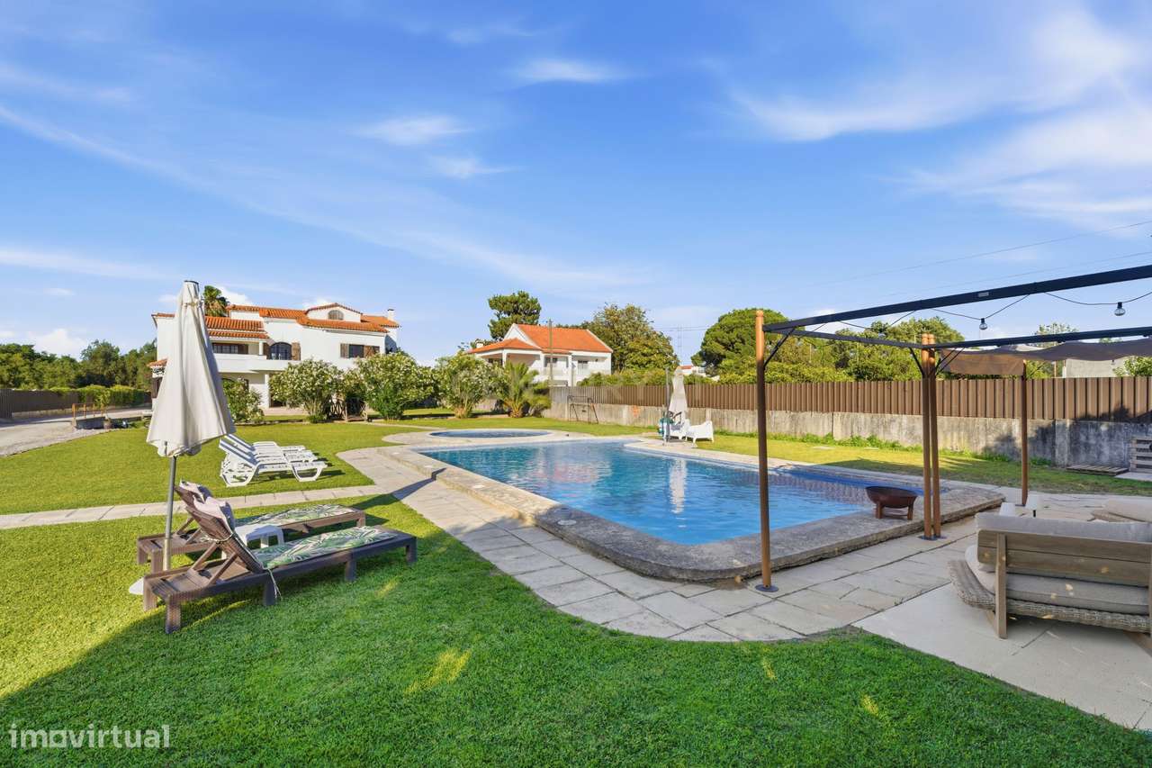 Quinta de Charme em Palmela – Renovada, Espaçosa e Pronta a Viver-34