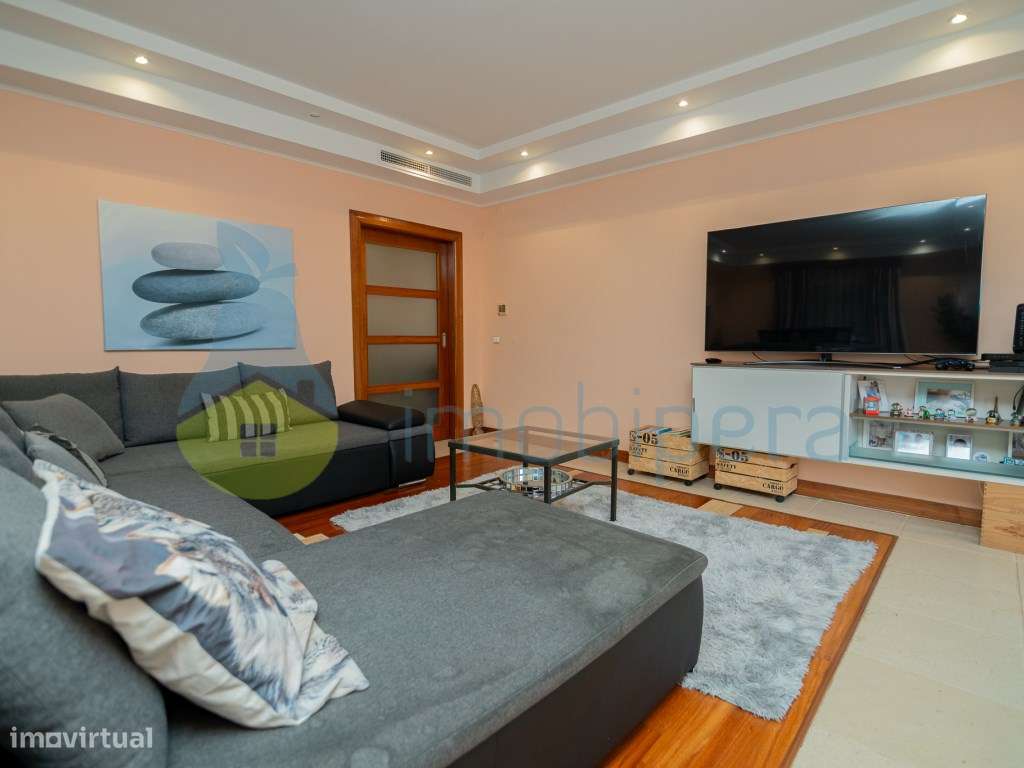 Excelente apartamento T2 localizado sobre o Rio Arade na Boca do Ri...-6