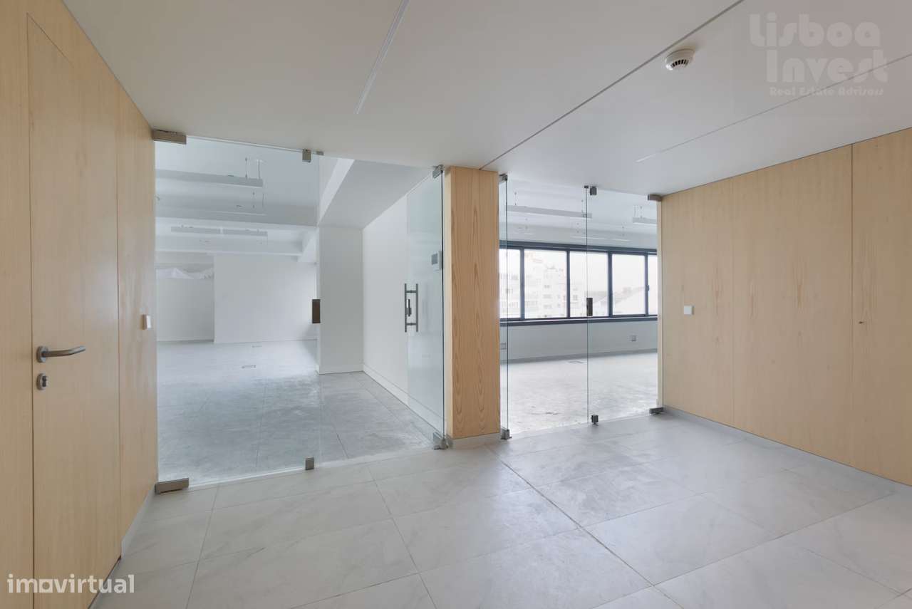 Escritórios Renovados para arrendamento no  Saldanha - Grande imagem: 5/19