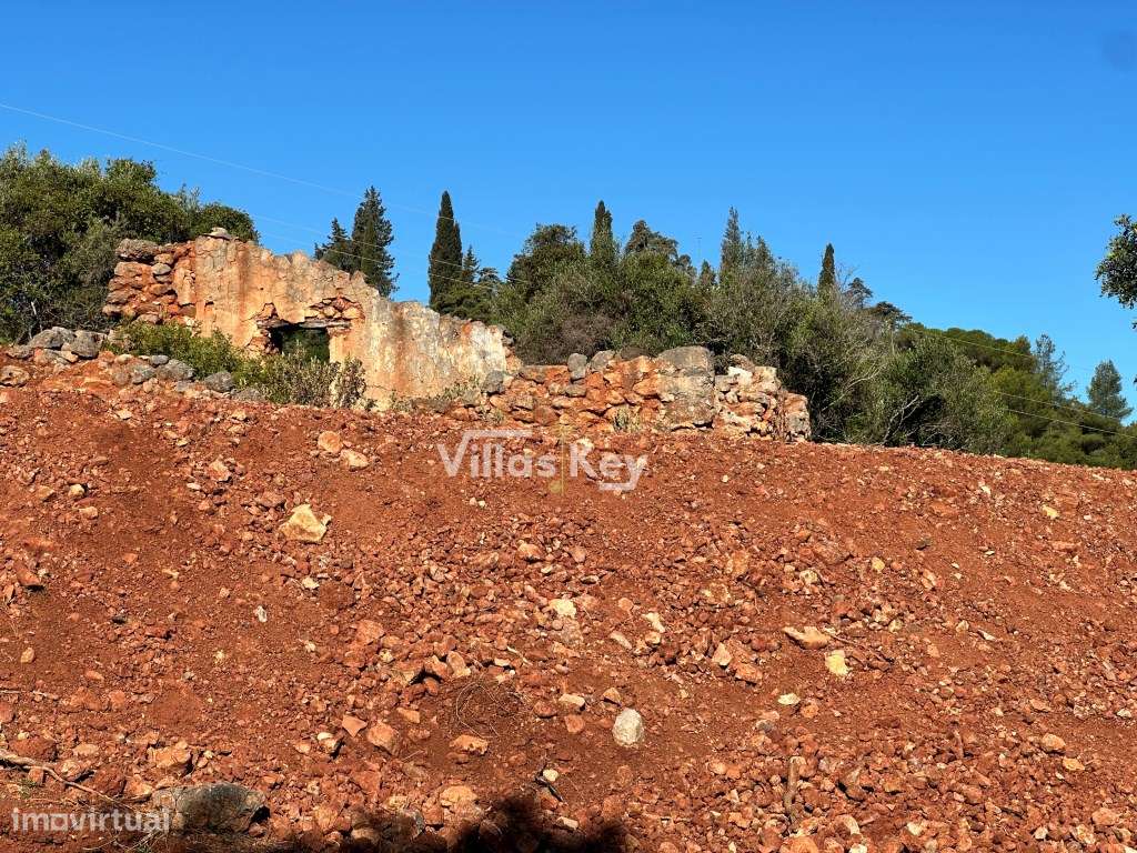 Terreno com água e luz, projeto para construir 60 m2 Odiáxere, Lagos. - Grande imagem: 3/23