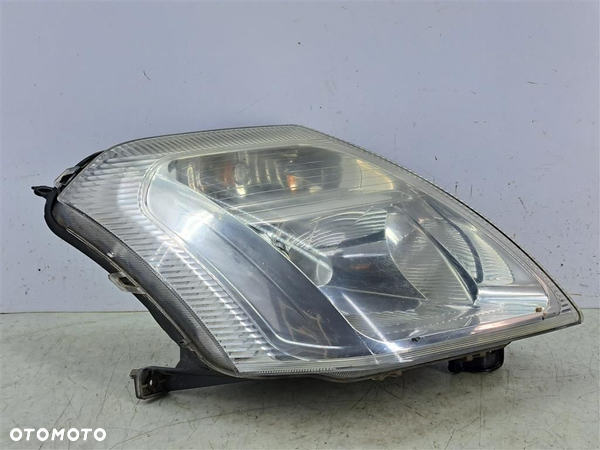 Reflektor lampa przód prawa Citroen C2 2003-2009R TYC 20-A413 - 2