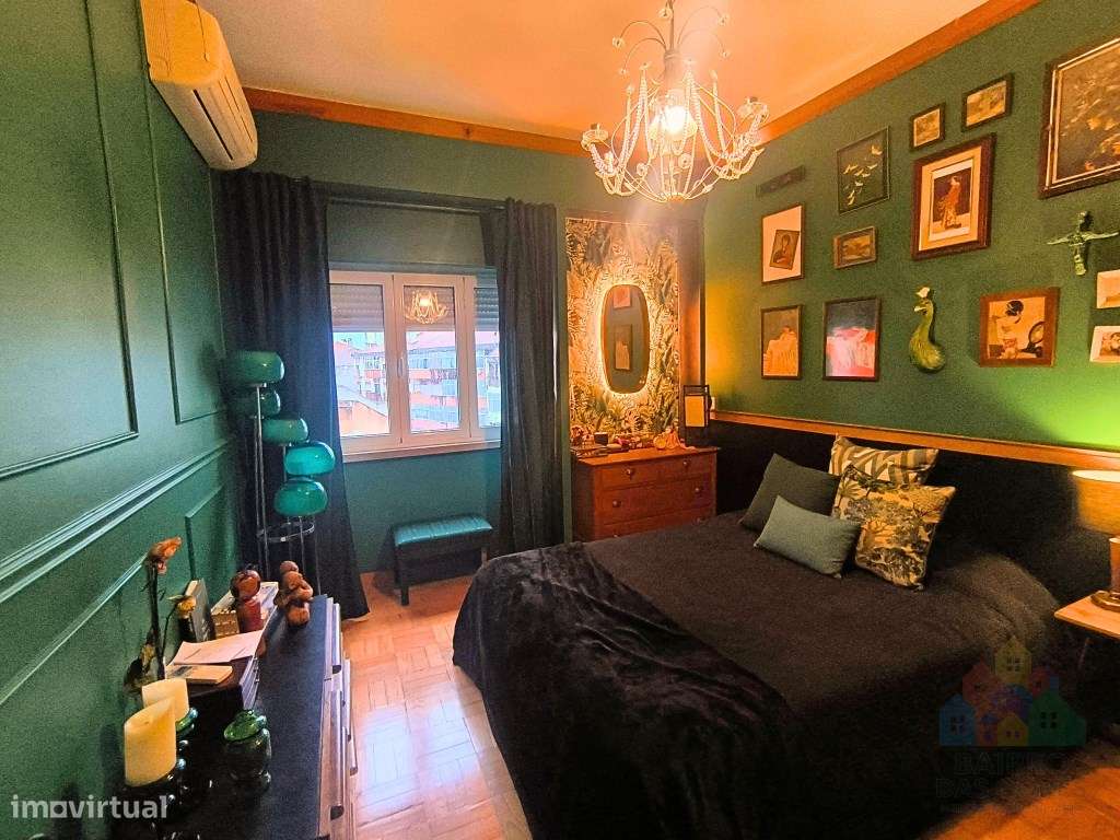 Apartamento T4 - Elegância Contemporânea no Coração de Tomar-13