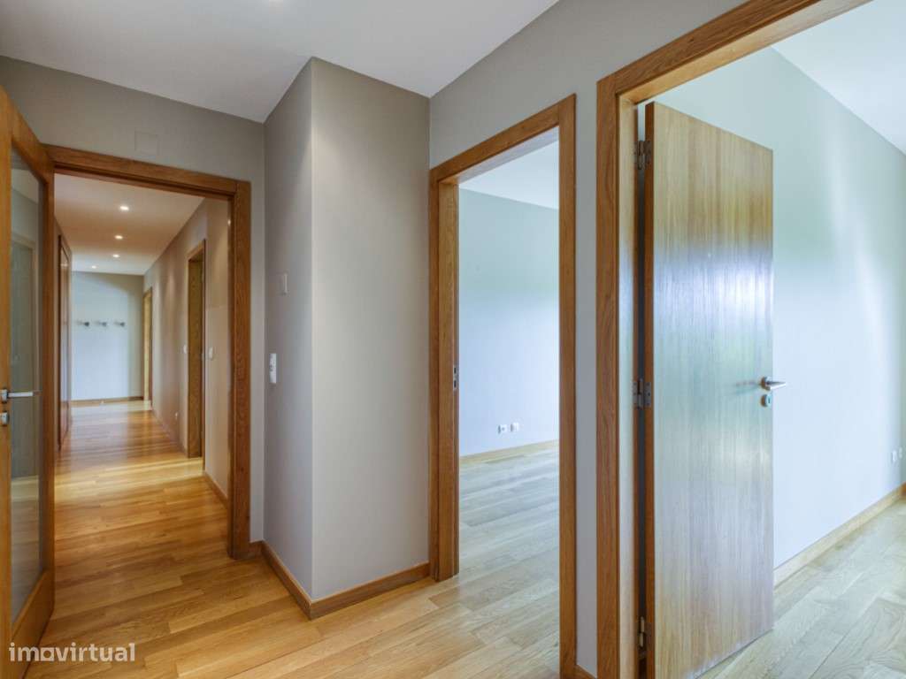 T3 com Box 2 carros e grande varanda - Colinas do Cruzeiro, Odivelas-33