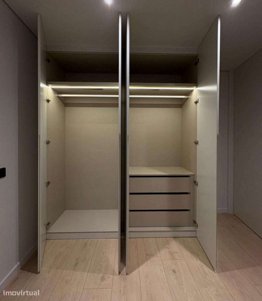 Comprar Fabuloso Apartamento T2, Novo, Moderno e Equipado S, Cosme-4