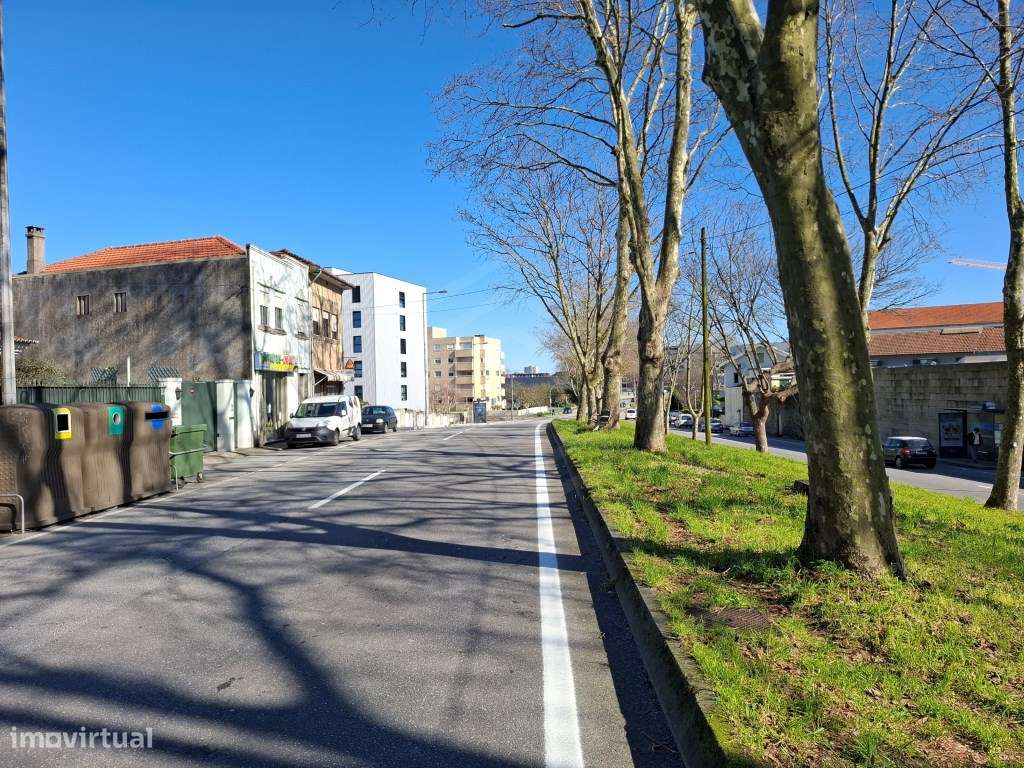 Terreno para Construção a 800 metros do Hospital de São João, Porto - Grande imagem: 5/5