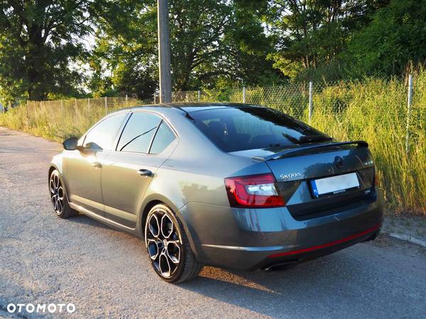 Skoda Octavia 2.0 TSI RS Challenge 245 DSG - 10