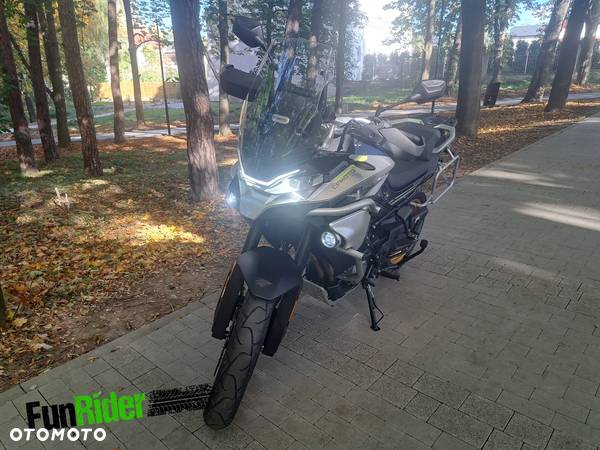 CFMoto MT - 5