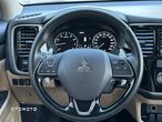 Mitsubishi Outlander 2.0 Intense + 4WD CVT - 17