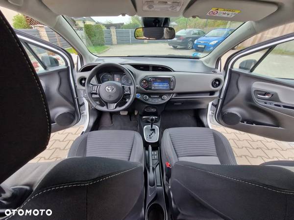 Toyota Yaris Hybrid 1.5 VVT-i Selection - 24