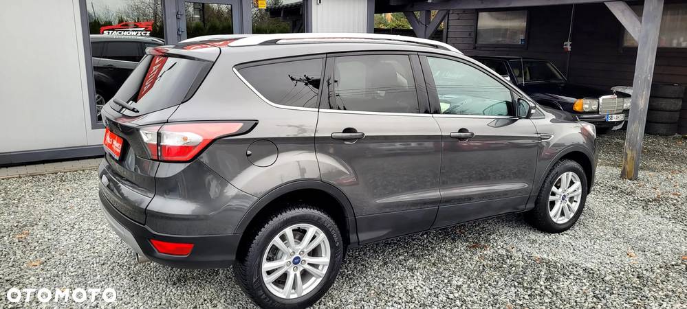 Ford Kuga 1.5 EcoBoost 2x4 Trend - 22