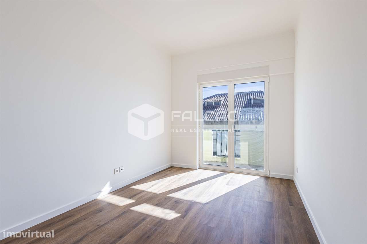 Apartamento T2 Venda em Santarém (Marvila), Santa Iria da Ribeira de S-27