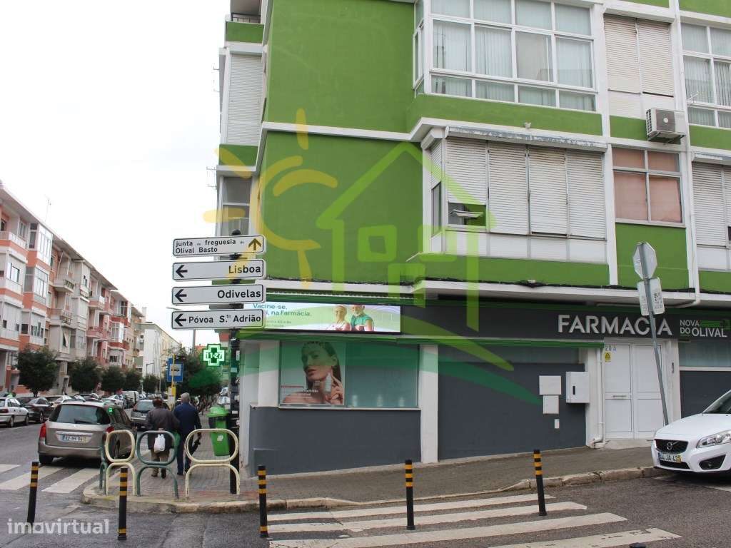 T3 Olival Basto a 10 min a pé do Metro-42