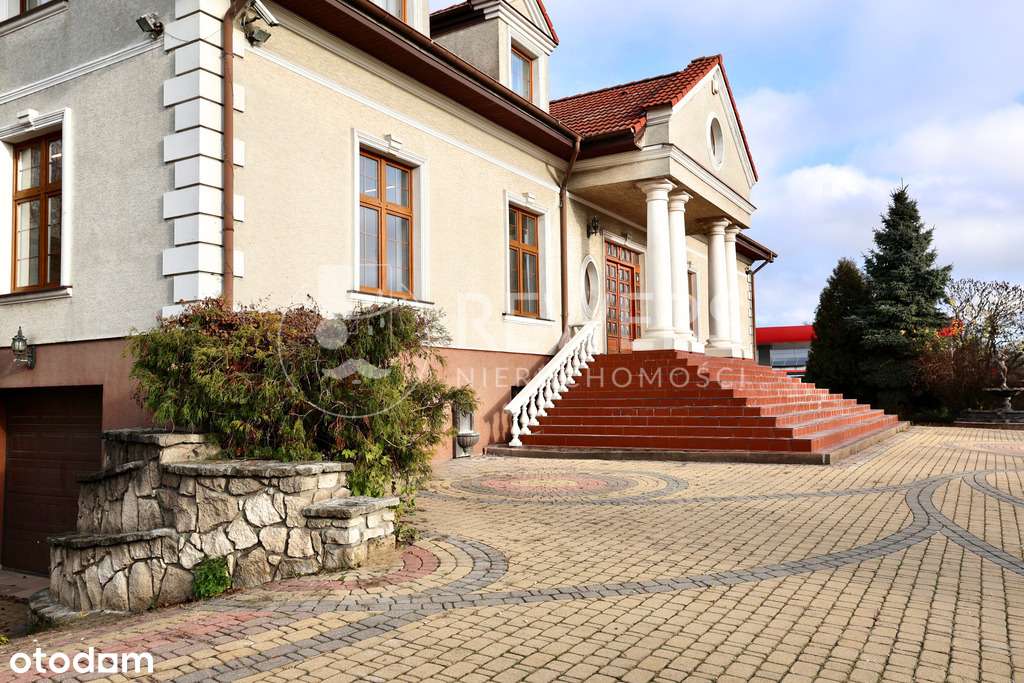 Lokal na wynajem - 500 m2 - blisko zamku - Pełny obrazek: 4/20