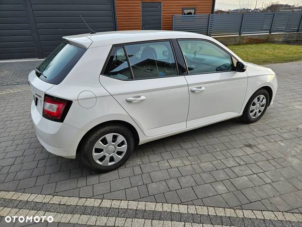 Skoda Fabia 1.0 Active - 2