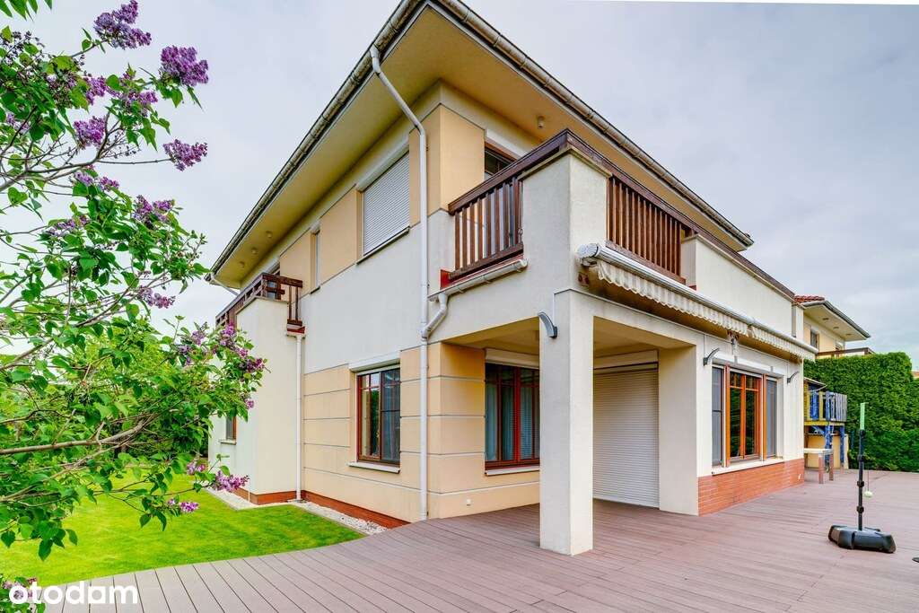 250 m² dom z zielonym ogrodem w Walendowie-17