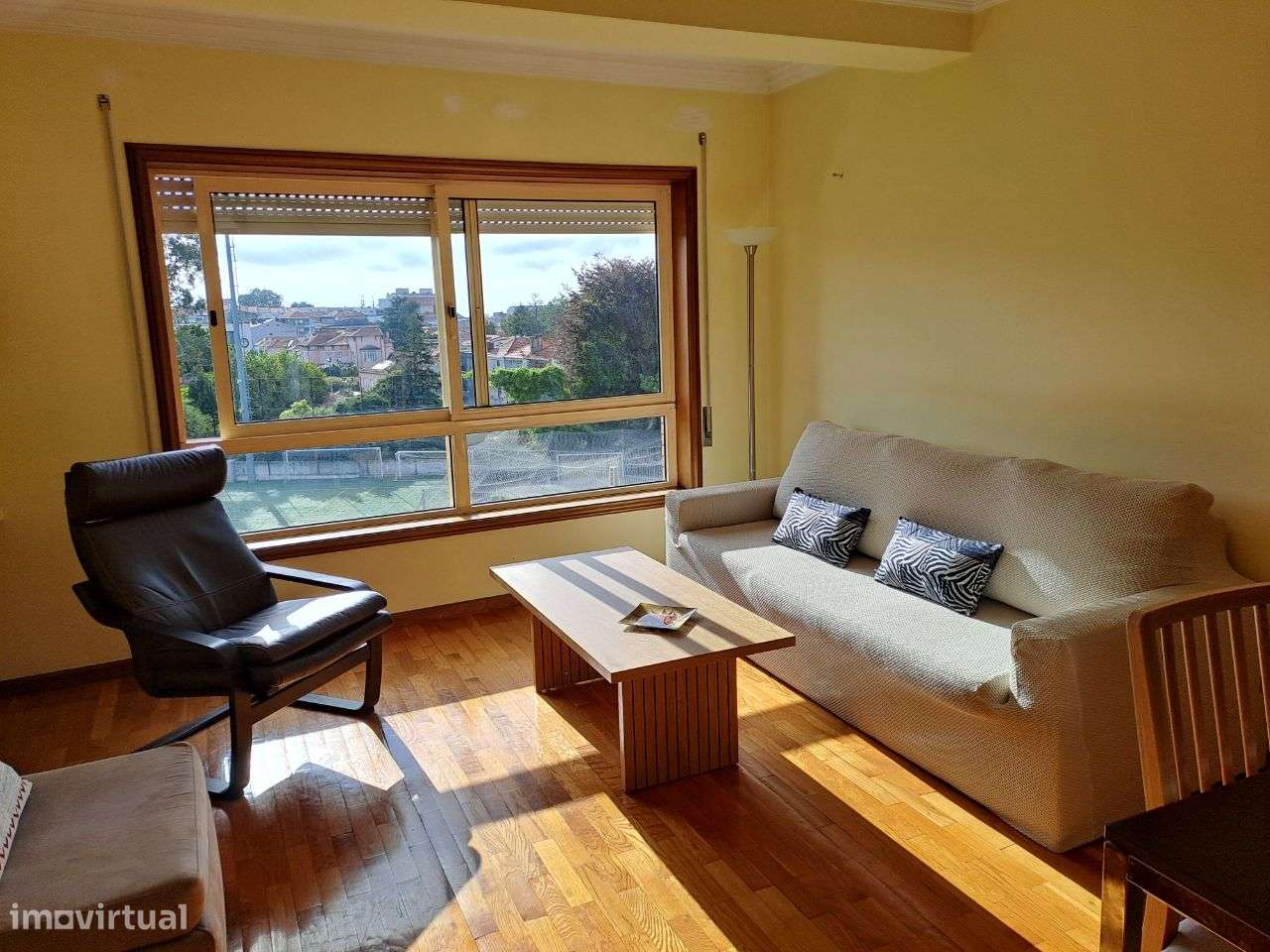 Apartamento T1+1 Faria Guimarães - Grande imagem: 4/26