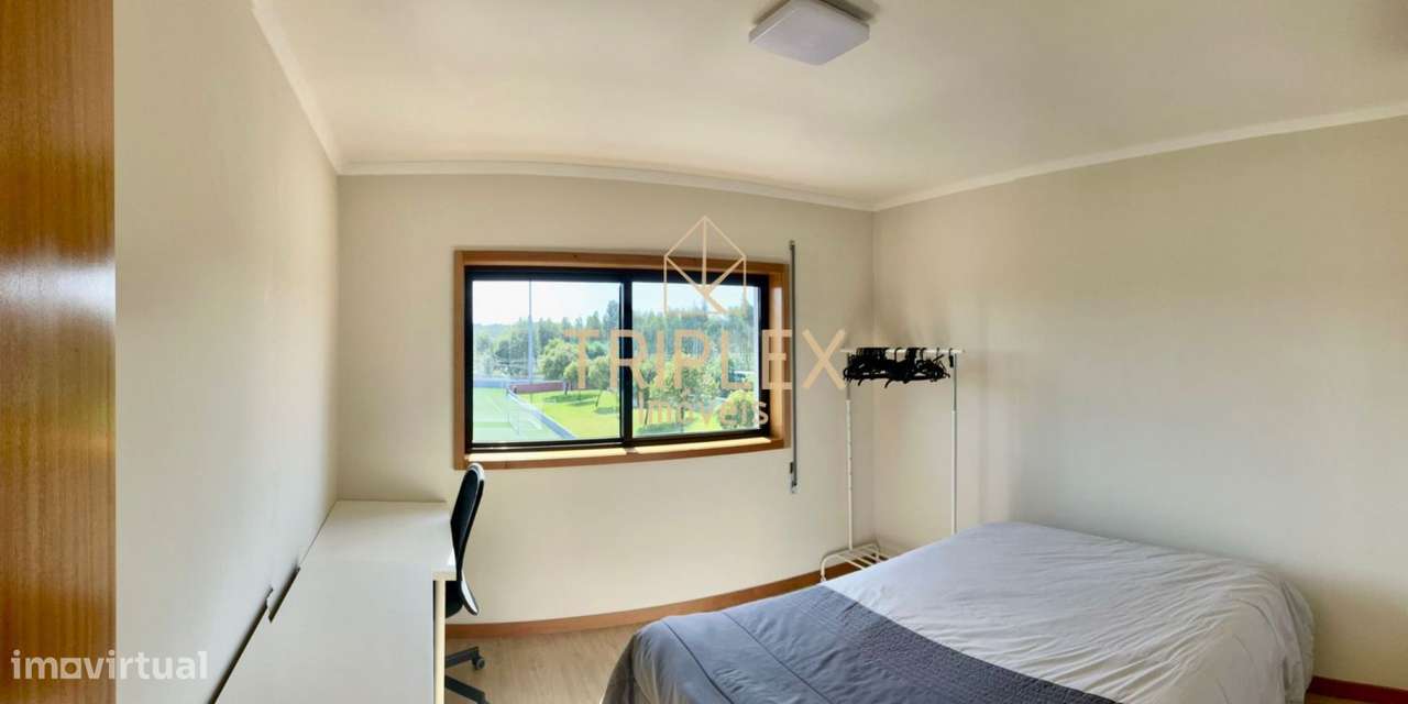 Apartamento T1+1 centro do Castelo-7