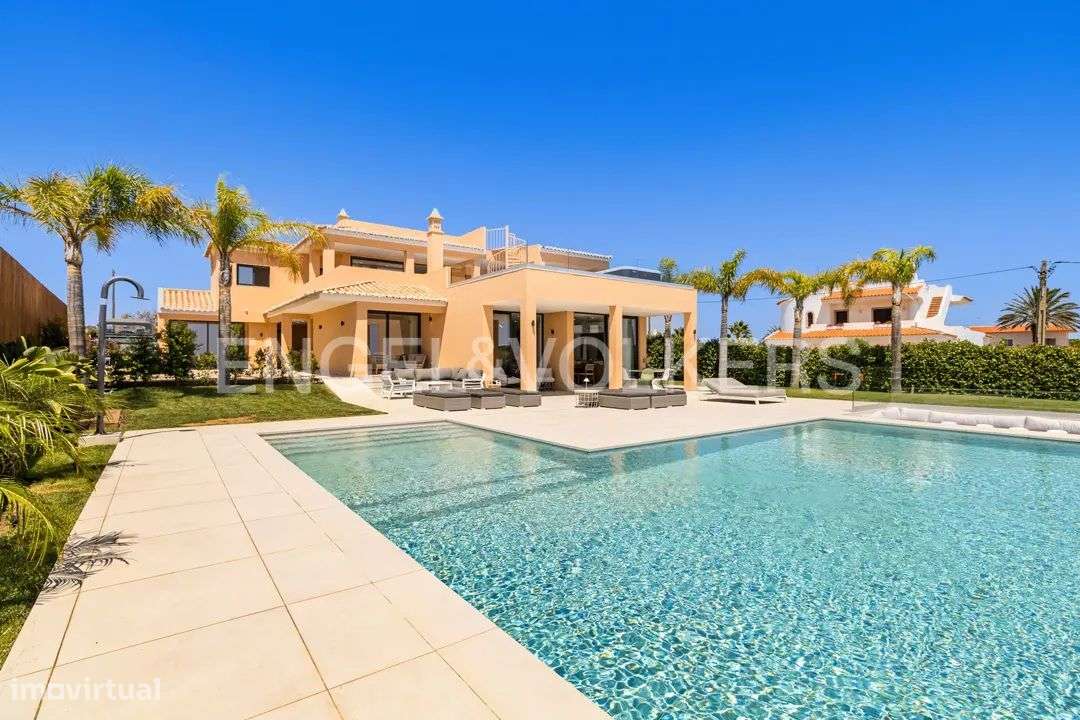 Moradia luxuosa V5 com espetaculares vistas sobre o mar - Grande imagem: 5/59