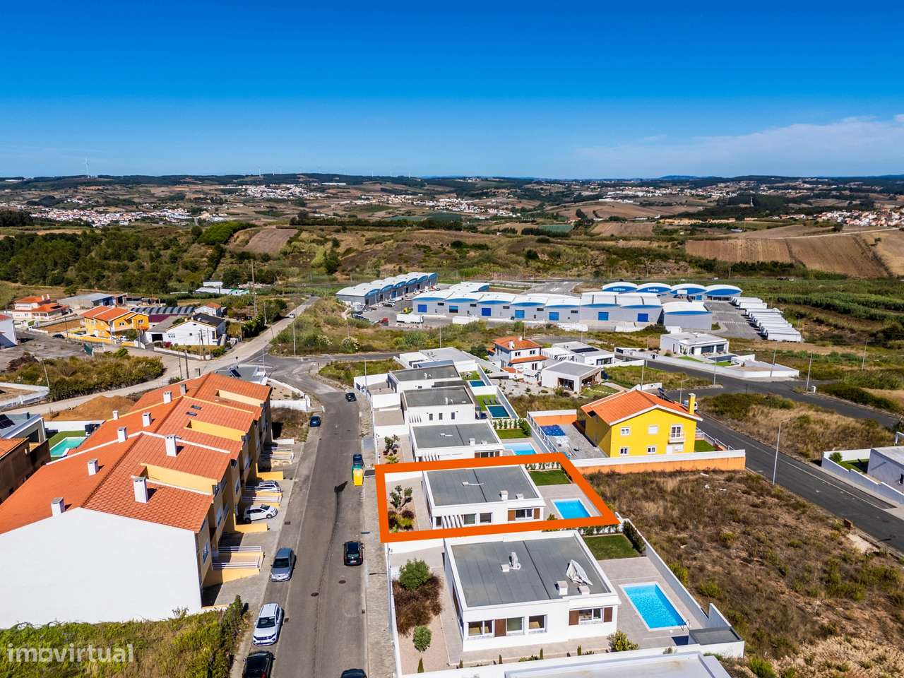 Moradia T3 Térrea com Piscina e Jardim ! - Grande imagem: 5/35