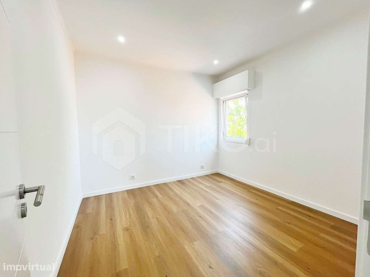 T1 Totalmente remodelado na Amadora – Pronto a habitar | Excelente loc-8