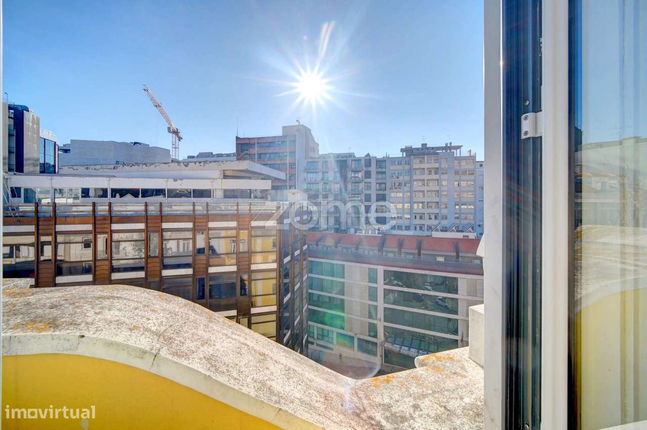 T2 com garagem em um dos prédios mais bonitos da cidade, em Picoas - Grande imagem: 5/25