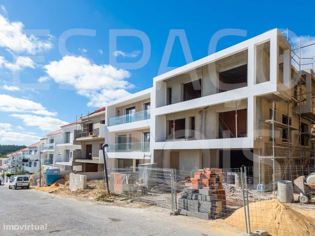 DESLUMBRANTE! Acabamentos de eleição. Jardim e Piscina. Garagem par... - Grande imagem: 5/60