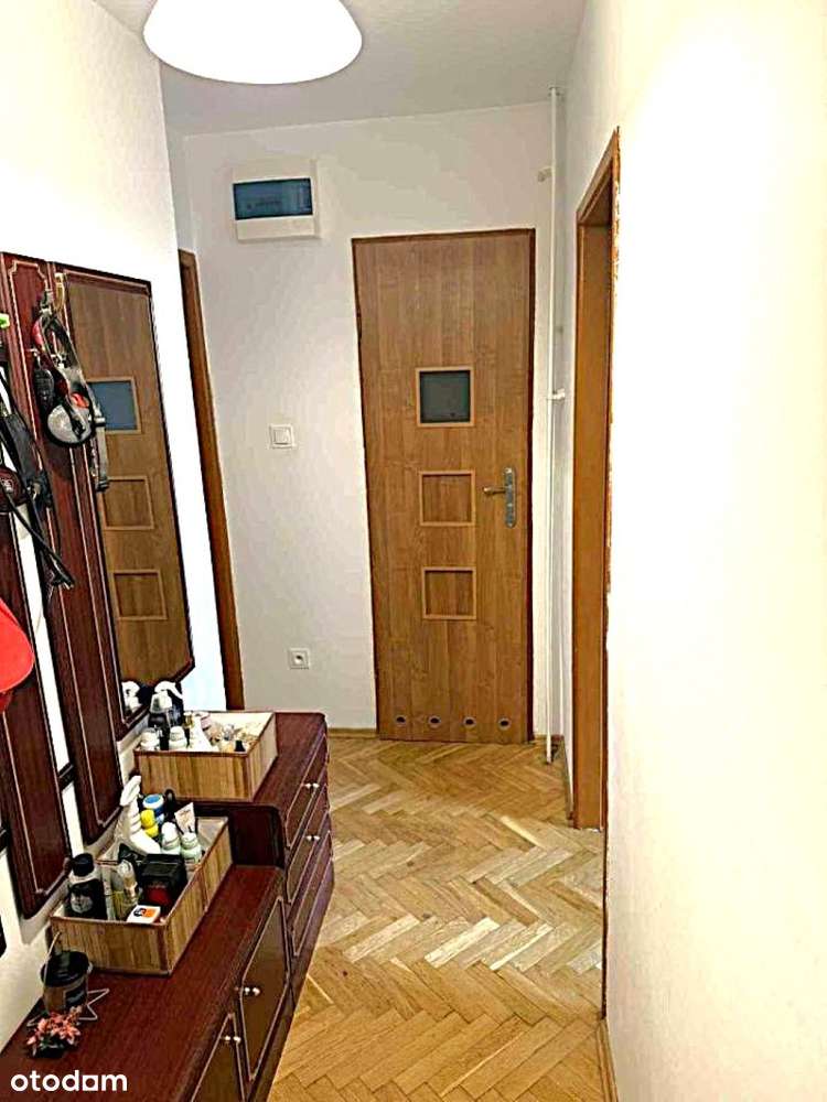 2 pokoje na II piętrze z CO miejskim umeblowane, blok -  Artyleryjska-7