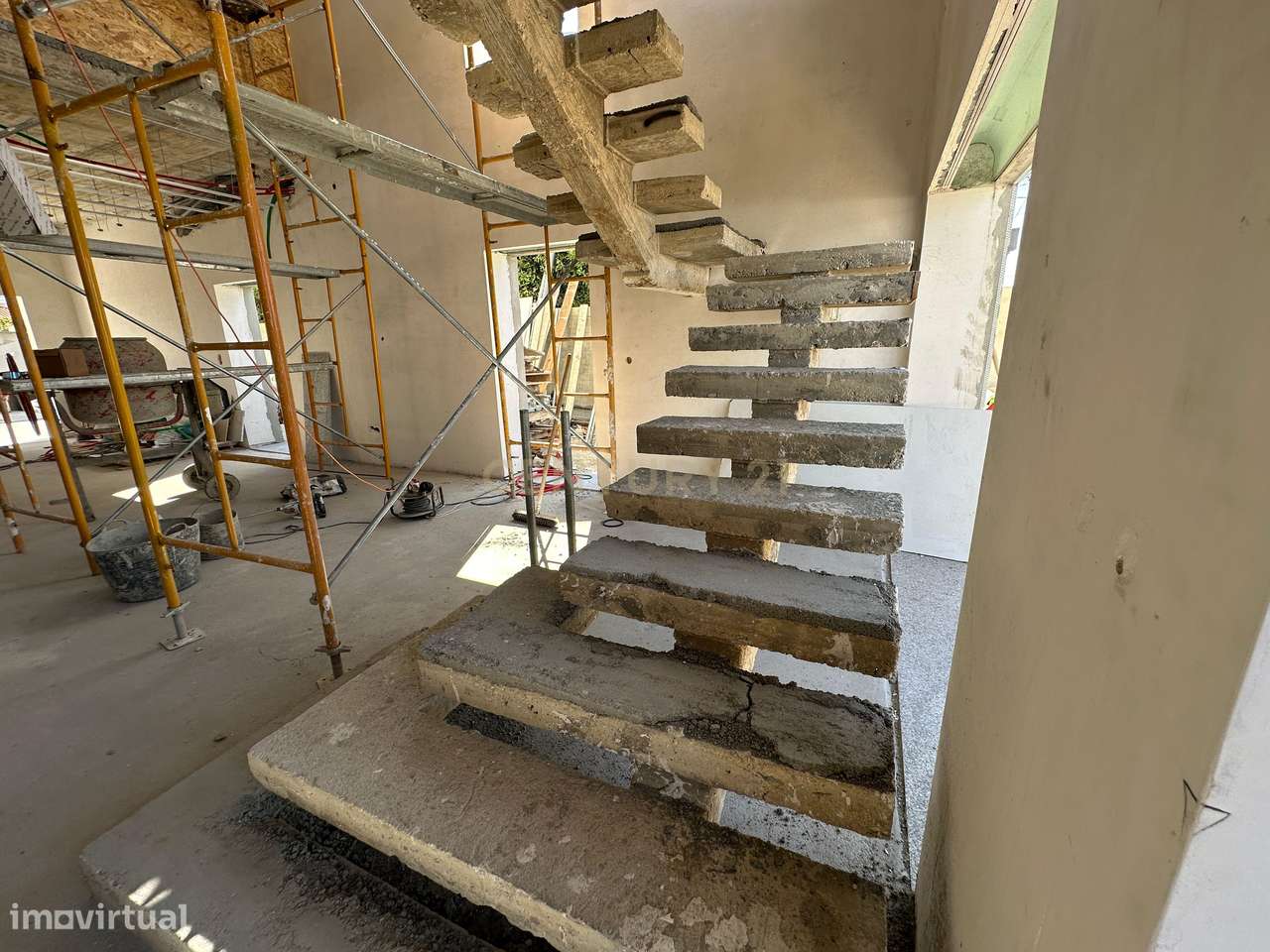 Moradia isolada nova - 250m2 com piscina - Grande imagem: 5/9